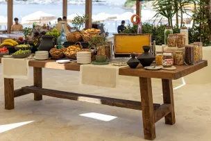 AVANTGARDE REFINED YALIKAVAK Restaurants