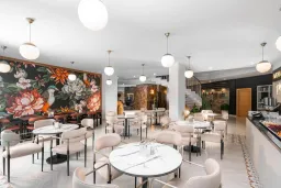 AVENA RESORT - SPA HOTEL Bars