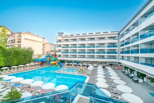 AVENA RESORT - SPA HOTEL