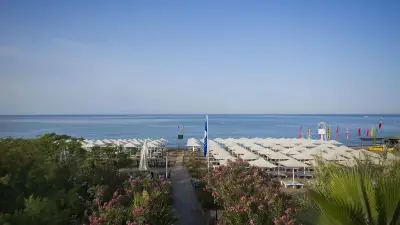 AYDINBEY GOLD DREAMS Pools & Beach