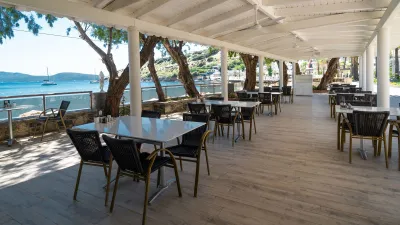 AZKA HOTEL Restaurants