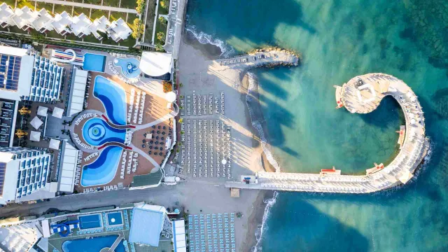 AZURA DELUXE RESORT - SPA General Images