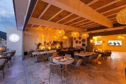 BABANA HOTEL Restaurants