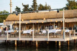 BABANA HOTEL Restaurants