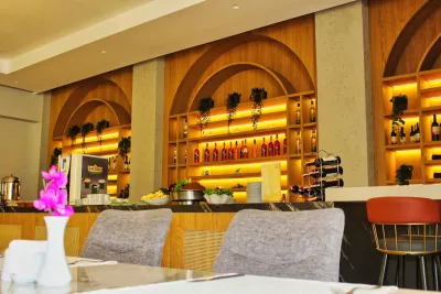 BABAYLON HOTEL Bars
