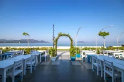 BAHAR HOTEL 12+ Restaurants