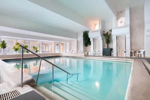 BALNEO COMPLEX KAMENA Pools & Beach
