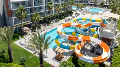 BARUT GOIA Pools & Beach