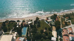 BATIHAN BEACH RESORT Pools & Beach