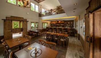 BATIHAN VADI Restaurants