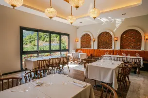 BATIHAN VADI Restaurants