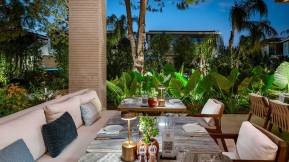 BAYOU VILLAS Restaurants