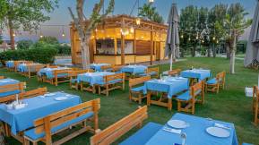 BAYOU VILLAS Restaurants