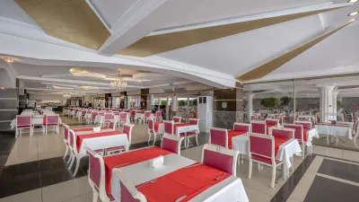 DOGANAY BEACH CLUB Restaurants
