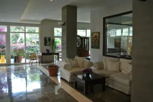 BEGONVILLE HOTEL Lobby
