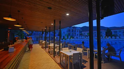 BELCEKUM BEACH HOTEL Restaurants
