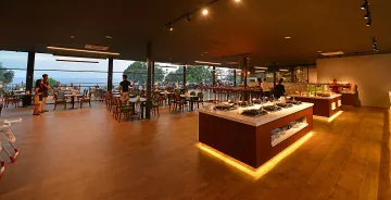 BELCEKUM BEACH HOTEL Restaurants