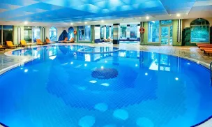 BELCONTI RESORT HOTEL Pools & Beach