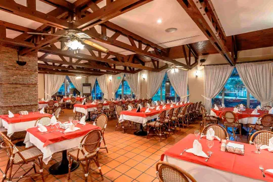 BELCONTI RESORT HOTEL Restaurants