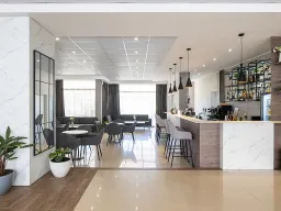 BELITSA HOTEL Bars