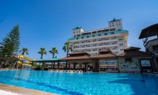 BELKON HOTEL Pools & Beach