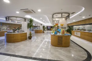 BELLA RESORT - SPA HOTEL Restaurants