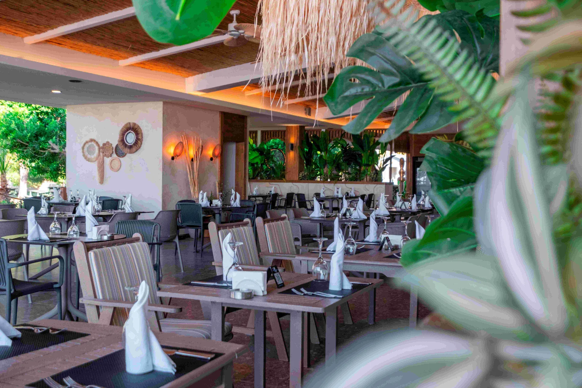 BELLA RESORT - SPA HOTEL Restaurants