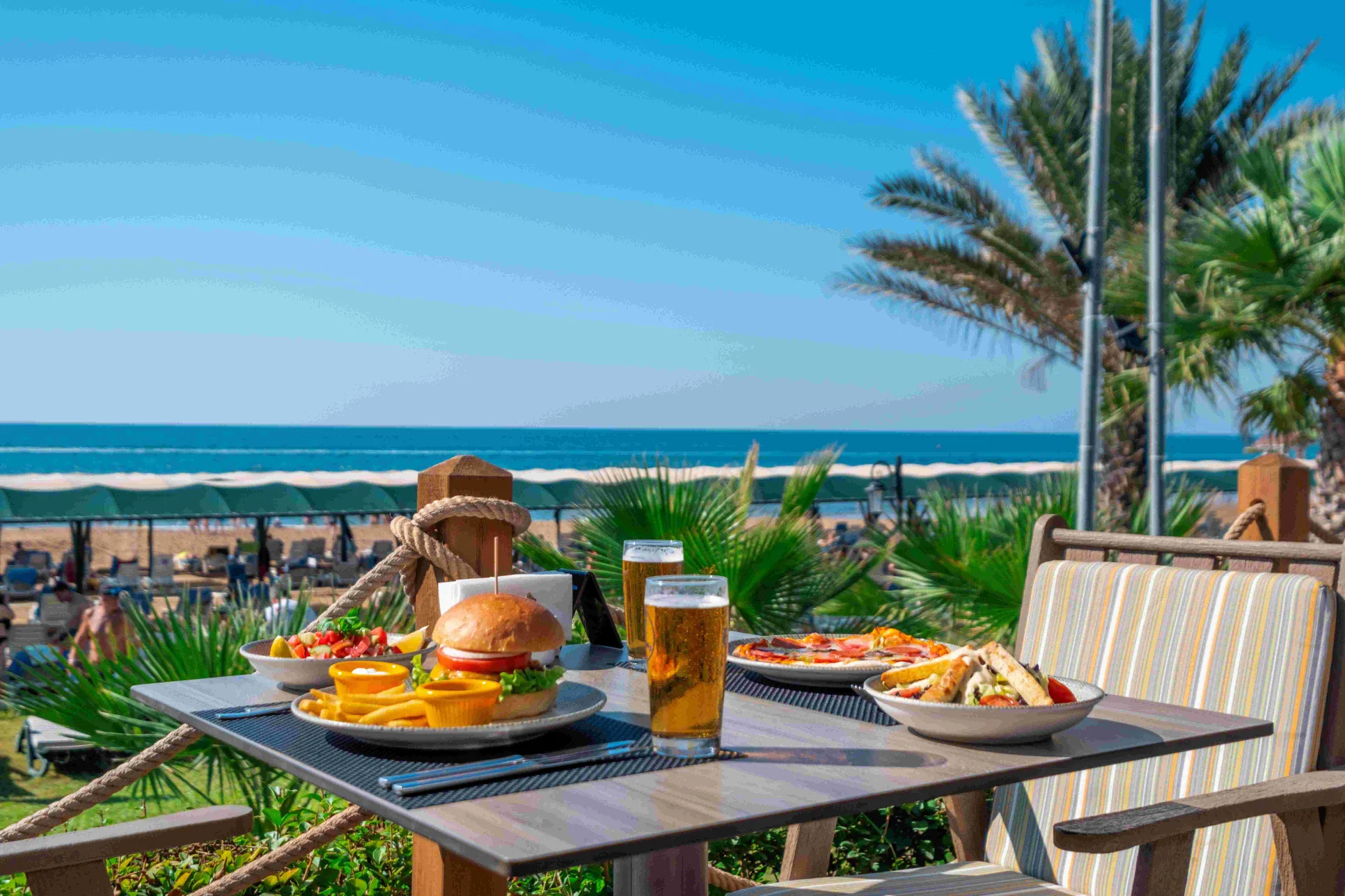 BELLA RESORT - SPA HOTEL Restaurants