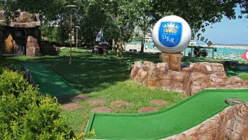 BELLEVILLE HOTEL Activities