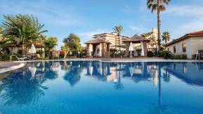 BELLIS DELUXE HOTEL Pools & Beach