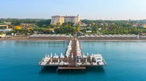 BELLIS DELUXE HOTEL Pools & Beach