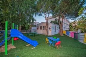 BENDIS BEACH Mini Club