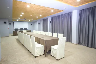BEST WESTERN PLUS PREMIUM INN HOTEL Meetings