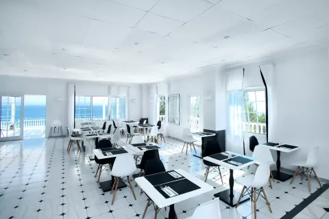 BIANCO OLYMPICO BEACH RESORT Restaurants