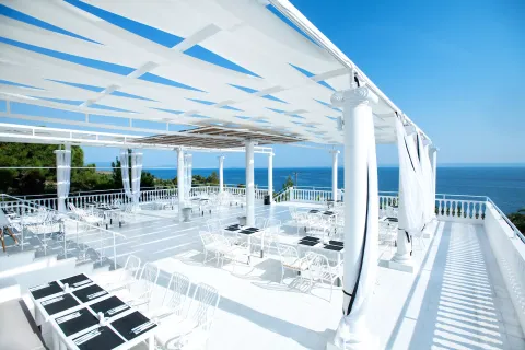 BIANCO OLYMPICO BEACH RESORT Bars