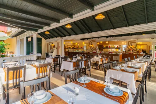BIENO CLUB HOTEL SVS Restaurants