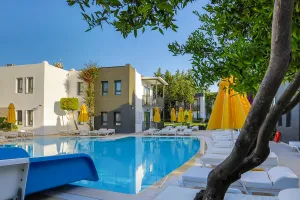 BITEZ GARDEN LIFE Pools & Beach