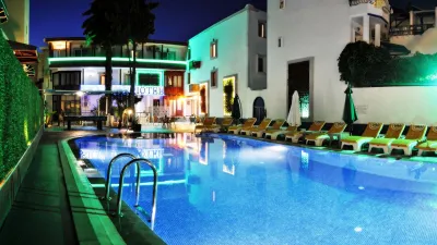 BLEU NUIT HOTEL Pools & Beach