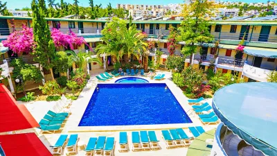 BLEU NUIT HOTEL Pools & Beach