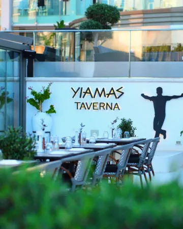 BLUE BAY PLATINUM Restaurants