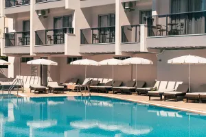 BLUE DIAMOND ALYA Pools & Beach