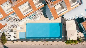 BLUE DIAMOND ALYA Pools & Beach