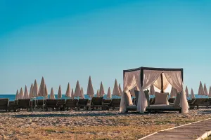 BLUE DIAMOND ALYA Pools & Beach