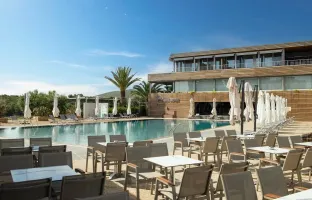 BLUE DOLPHIN HOTEL Bars