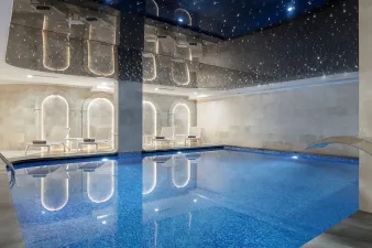 BLUE MARLIN DELUXE SPA RESORT Pools & Beach