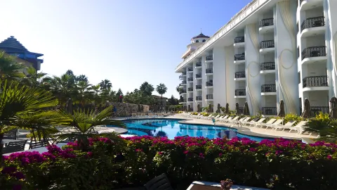 BLUE MARLIN DELUXE SPA RESORT Pools & Beach
