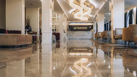 BLUE MARLIN DELUXE SPA RESORT Lobby