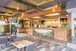 BORA BORA BUTIK HOTEL Bars