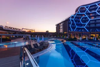BOSPHORUS SORGUN Pools & Beach