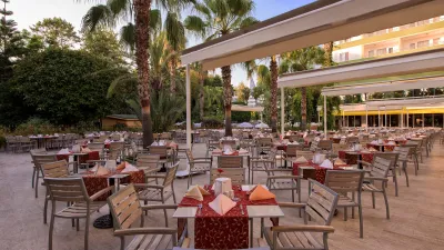 BOTANIK HOTEL-RESORT Restaurants